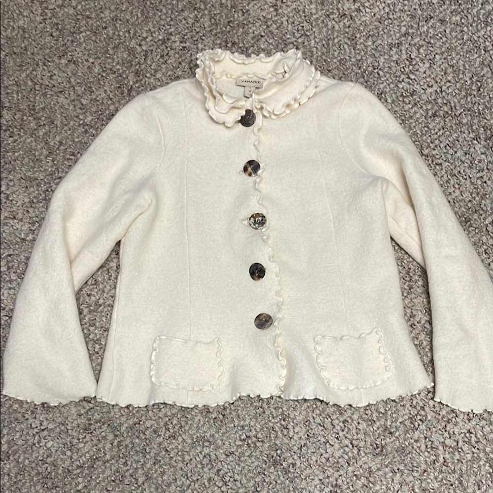 100% wool Cream Ruffled Button-Up cardigan